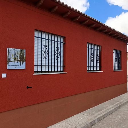 La Alameda Villa Fontiveros Exteriör bild